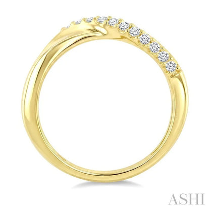 Twisted Diamond Fashion Band
