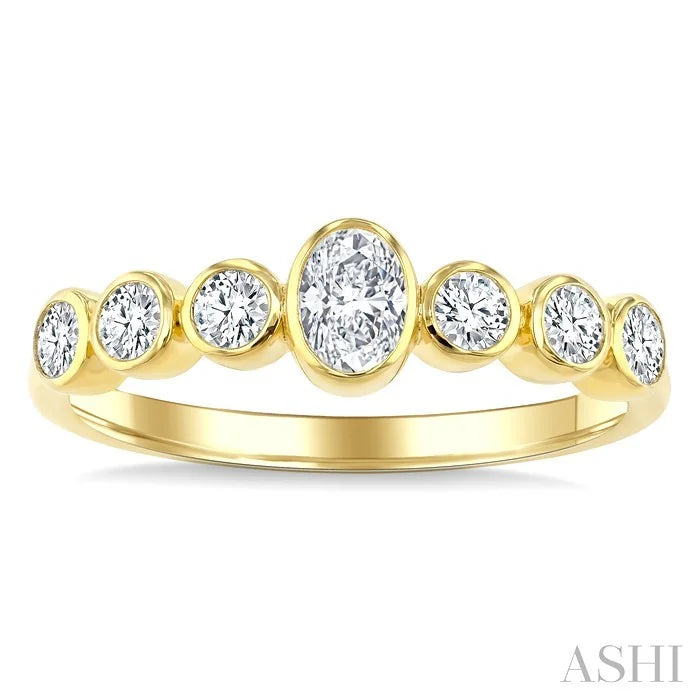 Oval Shape Bezel Diamond Fashion Band