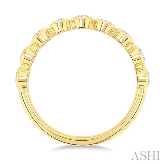 Oval Shape North-South Bezel Set Diamond Fashion Band