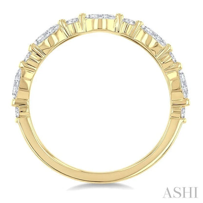 V-Shaped Bold Diamond Fashion Band