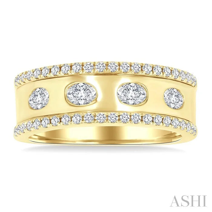 Oval Shape Diamond Fashion Band