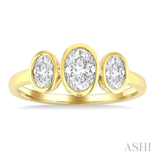 Oval Shape 3 Stone Diamond Fashion Ring