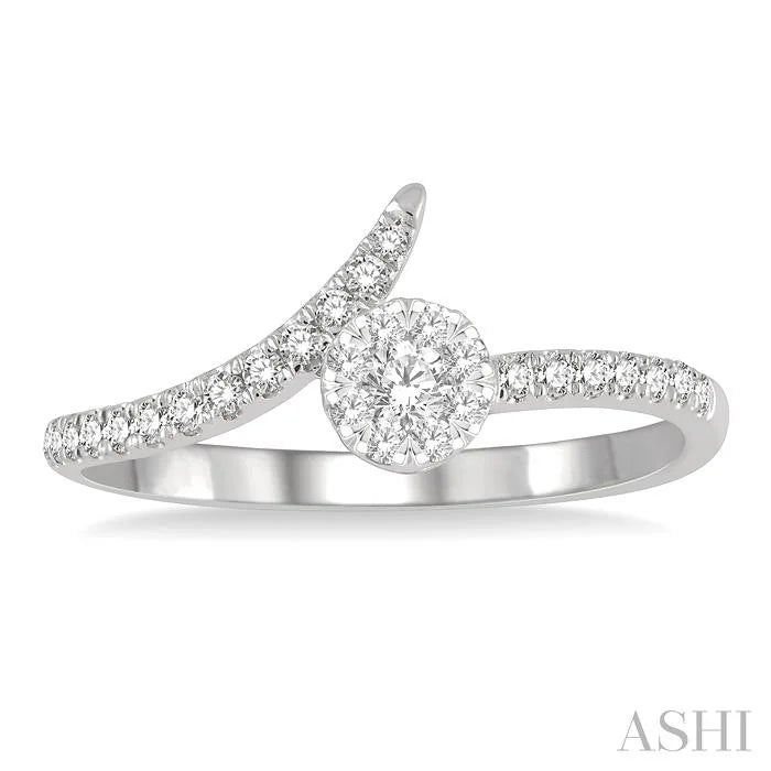 Round Shape Lovebright Diamond Fashion Ring