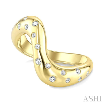 Aeris Gold Bold Mosaic Diamond Fashion Ring