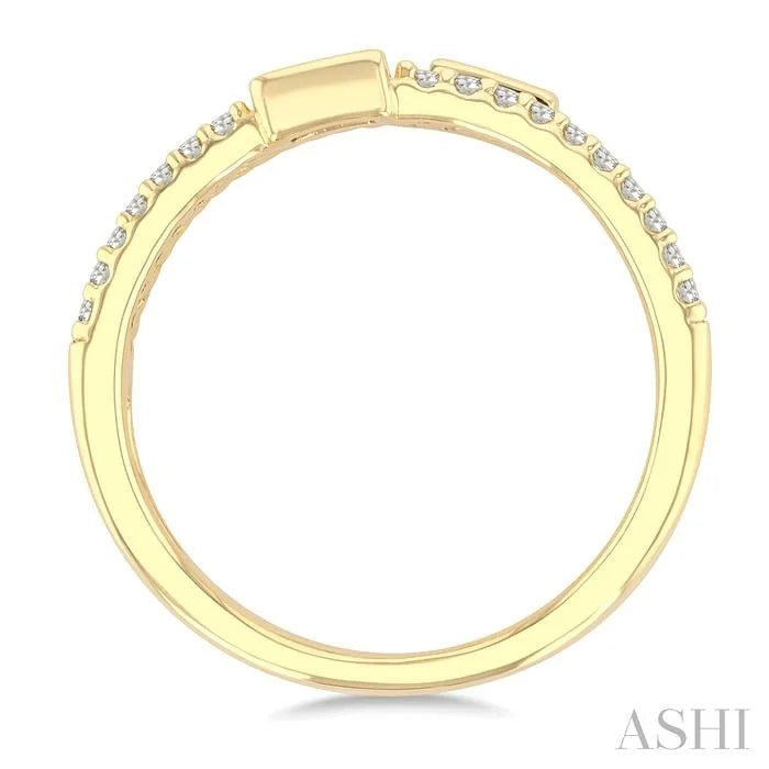 Bead Bijoux Emerald Shape Three Row Diamond Band