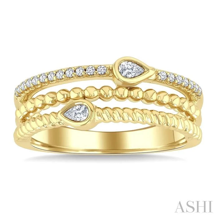 Bead Bijoux Pear Shape Three Row Diamond Band
