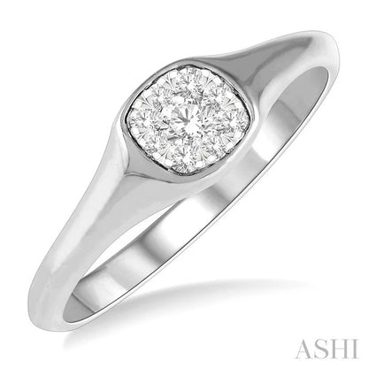 Cushion Shape Lovebright Essential Diamond Signet Ring