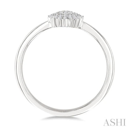 Round Shape Petite Cluster Diamond Fashion Ring