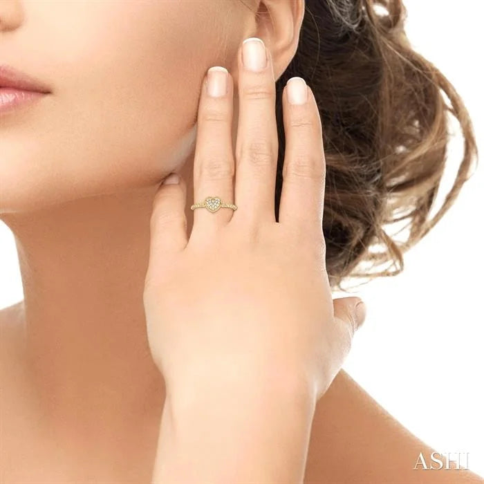 Bead Bijoux Heart Shape Petite Diamond Fashion Ring