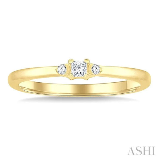 Princess Shape 3 Stone Petite Diamond Ring