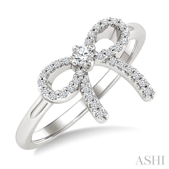 Bow Petite Diamond Fashion Ring