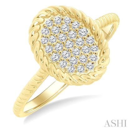 Pave-Set Oval Shape Rope Diamond Fashion Ring