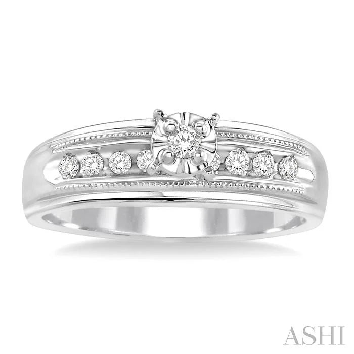 Round Shape Diamond Engagement Ring