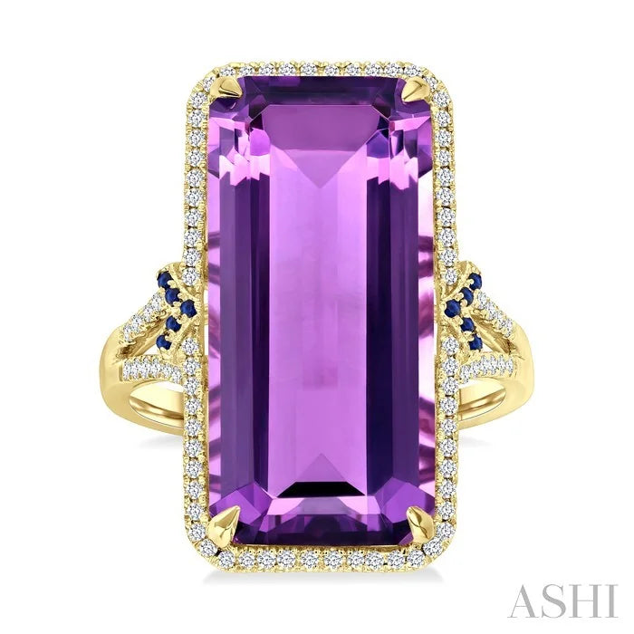 Evoque Gemstone Emerald Shape & Halo Diamond Ring