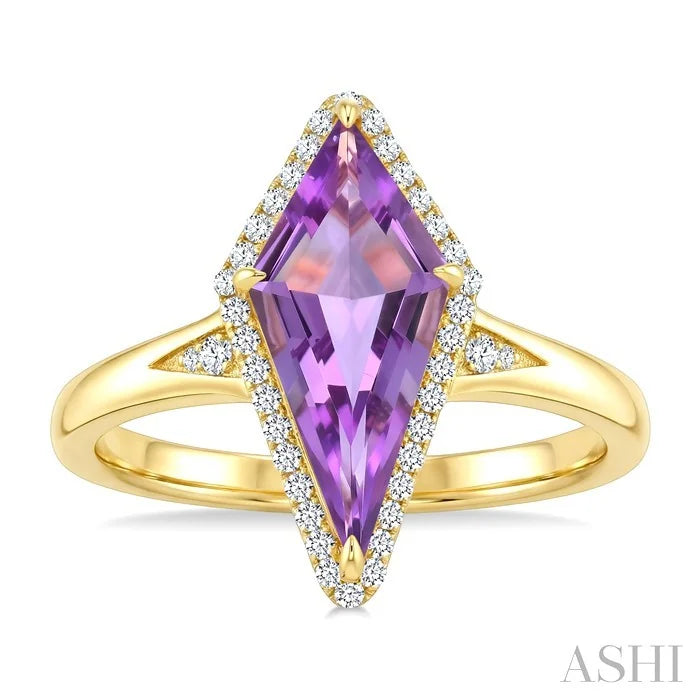 Evoque Gemstone Kite Shape & Halo Diamond Ring