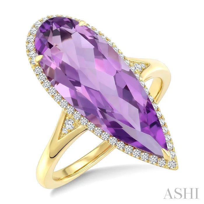 Evoque Gemstone Pear Shape & Halo Diamond Ring