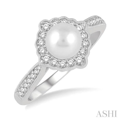 Pearl & Halo Diamond Ring