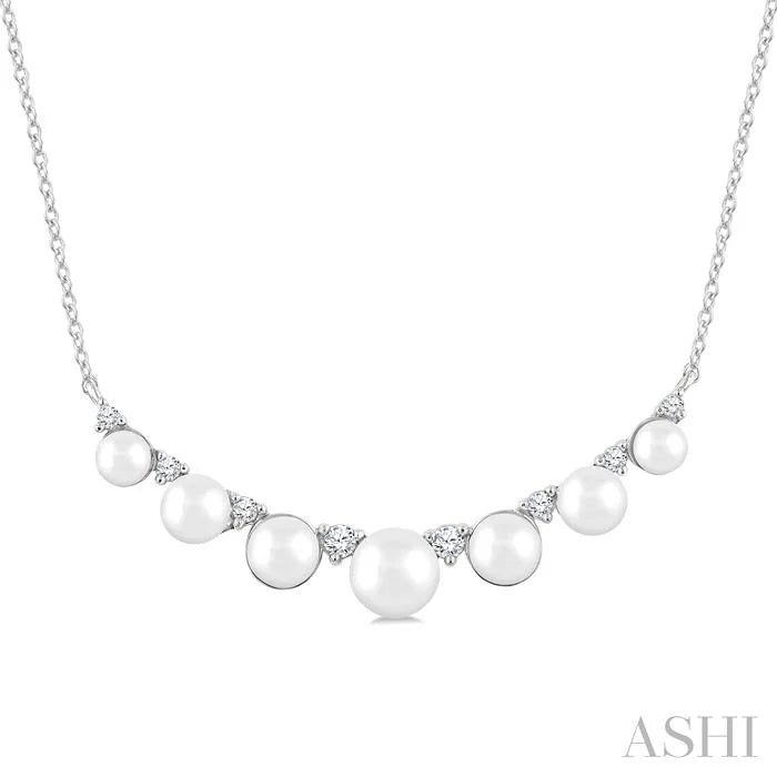 Pearl & Diamond Smile Necklace