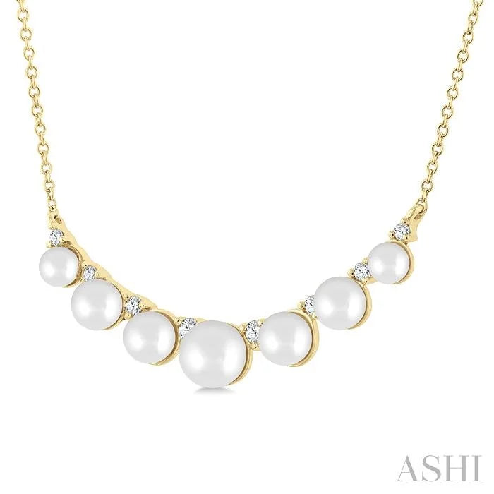 Pearl & Diamond Smile Necklace