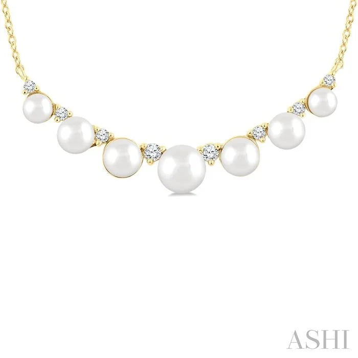 Pearl & Diamond Smile Necklace