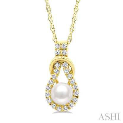 Pearl & Diamond Fashion Pendant