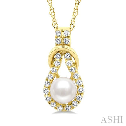 Pearl & Diamond Fashion Pendant
