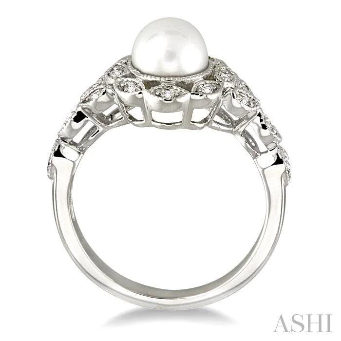 Pearl & Diamond Fashion Ring