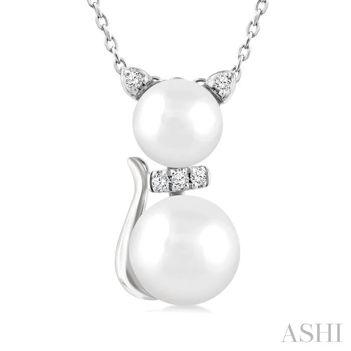Cat Pearl & Petite Diamond Fashion Pendant
