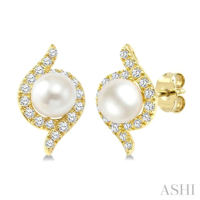 Pearl & Diamond Fashion Earrings