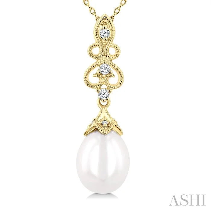 Pearl & Diamond Fashion Pendant