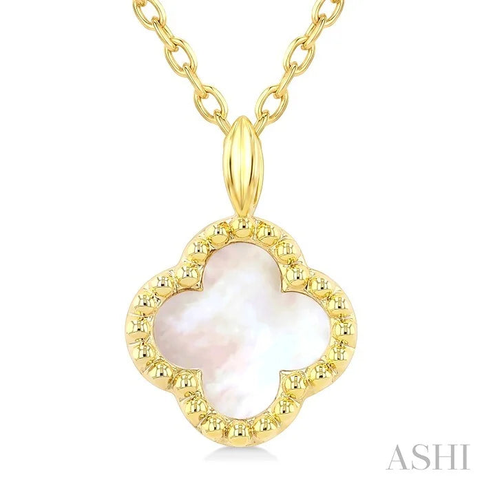 Bead Clover Petite Mother Of Pearl Pendant