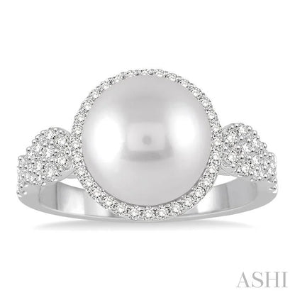 Pearl & Halo Diamond Fashion Ring