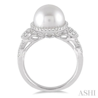 Pearl & Halo Diamond Fashion Ring