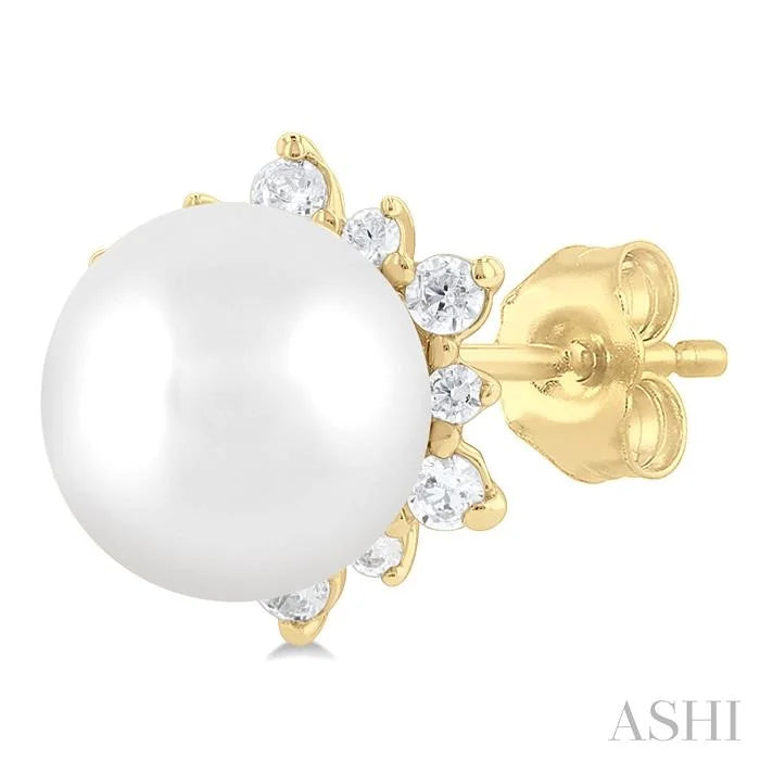 Pearl & Petite Diamond Fashion Earrings