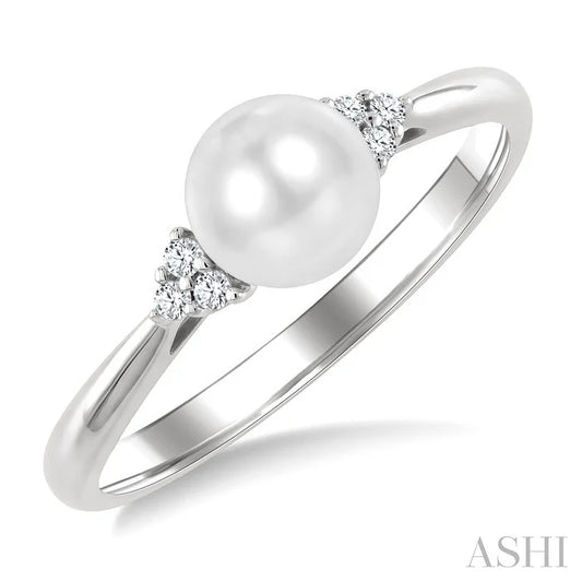 Pearl & Diamond Fashion Ring