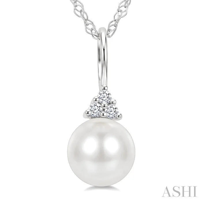 Pearl & Diamond Fashion Pendant