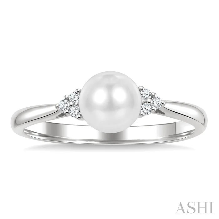 Pearl & Diamond Fashion Ring