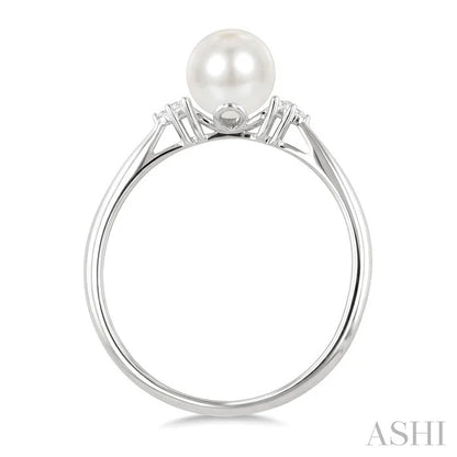 Pearl & Diamond Fashion Ring