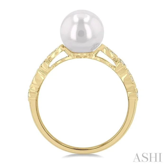 Pearl & Diamond Fashion Ring
