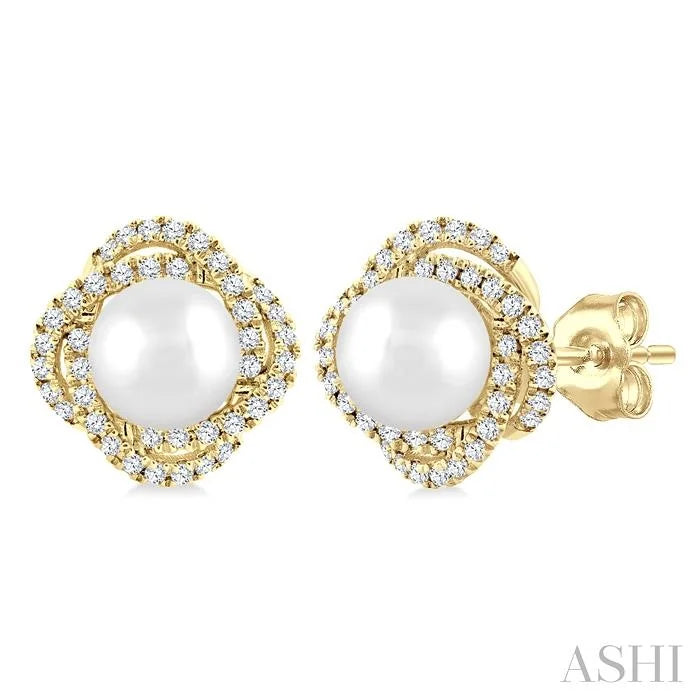 Pearl & Petite Diamond Fashion Earrings