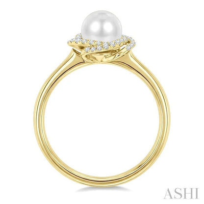 Pearl & Petite Diamond Fashion Ring