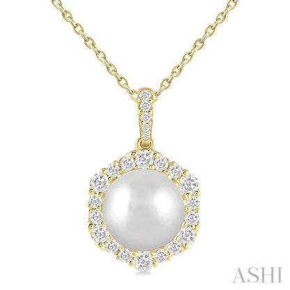 Pearl & Halo Diamond Fashion Pendant