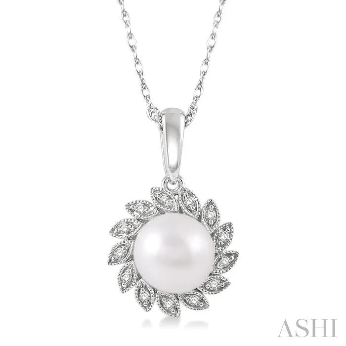 Pearl & Diamond Fashion Pendant