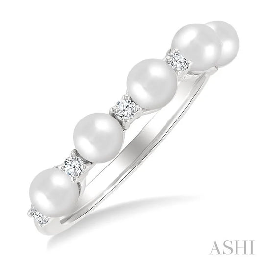 Pearl & Diamond Fashion Ring