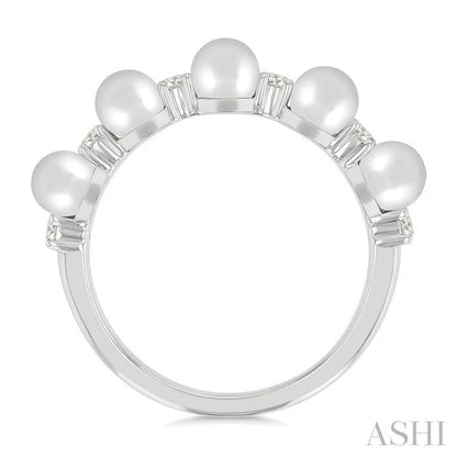 Pearl & Diamond Fashion Ring
