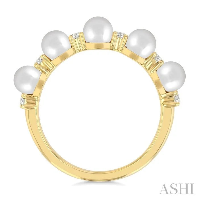 Pearl & Diamond Fashion Ring