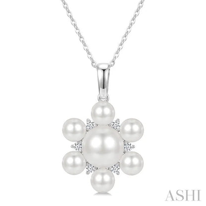 Floral Pearl & Diamond Fashion Pendant