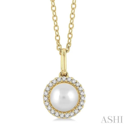 Pearl & Petite Halo Diamond Fashion Pendant