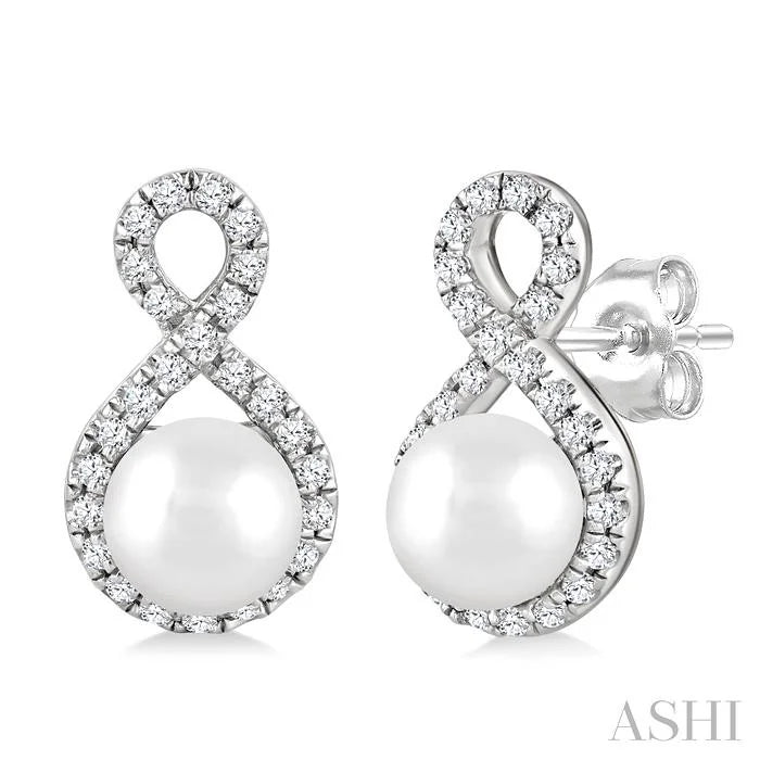Pearl & Petite Diamond Fashion Earrings