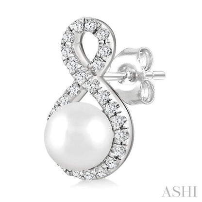Pearl & Petite Diamond Fashion Earrings